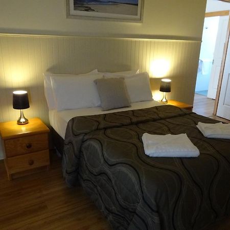 Caseys Beach Holiday Park Sunshine Bay Eksteriør billede