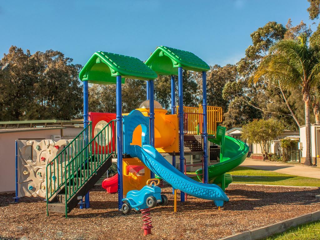 Caseys Beach Holiday Park Sunshine Bay Eksteriør billede