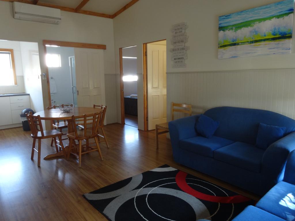 Caseys Beach Holiday Park Sunshine Bay Eksteriør billede