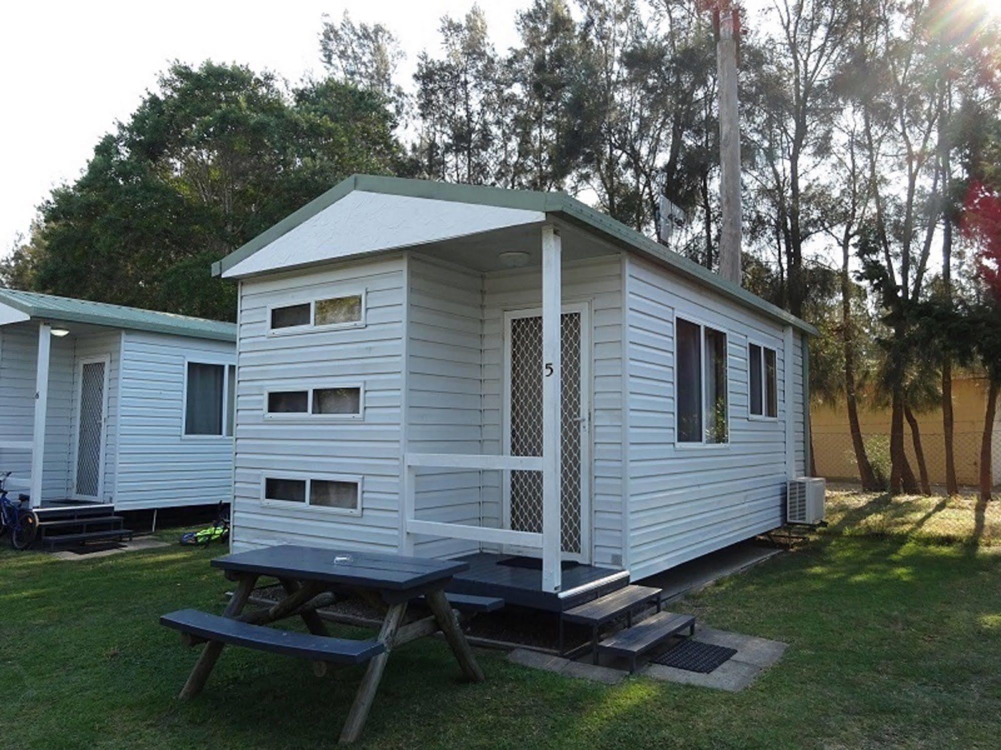 Caseys Beach Holiday Park Sunshine Bay Eksteriør billede