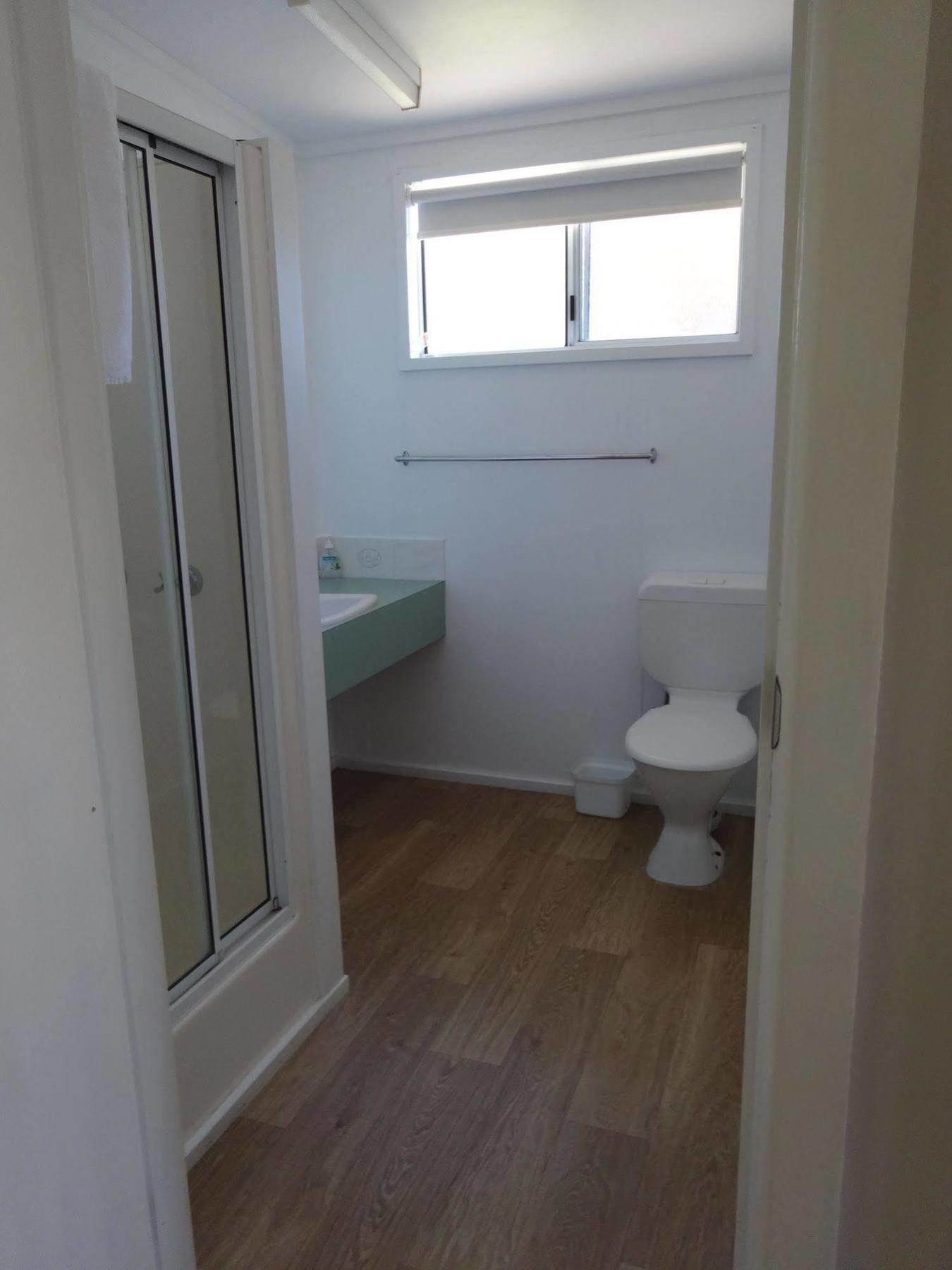 Caseys Beach Holiday Park Sunshine Bay Eksteriør billede